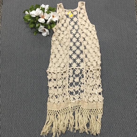 Origami By Vivien Jackets & Blazers - NWT Gorgeous Extra Long Floral Vest